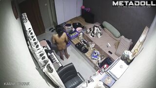 Old Belgian brunette MILF changes her dirty panties in the bedroom