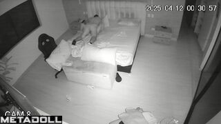Amazing ass New Zealander brunette mother gives her husband a blowjob live stream