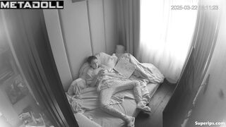Ukrainian college girl masturbates quickly