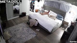Pregnant American wife is groped