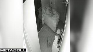 She feels good jumping on his cock, bedroom video