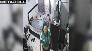 Lady loves the shape and taste of her new lover's penis