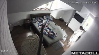 Brunette wants to realize their dirty desires in life