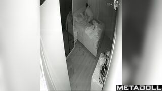 This big beauty woman can't sleep without nice sex