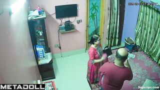 Guy fucked his wife in all positions / hidden camera
