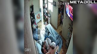 He likes to fuck his chubby princess / hidden bedroom cam