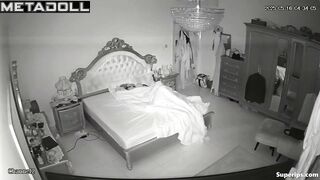 Lazy sex on holiday in another country (bedroom video)