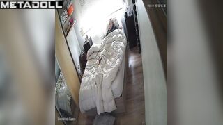 Solo bedroom video - young lady versus her playful fingers