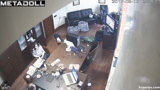 Private video from the office: The boss fucked his secretary hard
