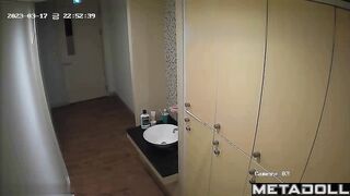 Young Korean girls prefer to walk around the house only naked