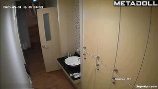 Young Korean girls prefer to walk around the house only naked
