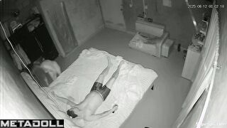 The wife who didn't have time to put on panties got a cock between her legs