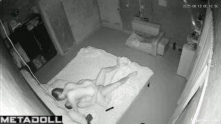 The wife who didn't have time to put on panties got a cock between her legs