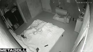 The wife who didn't have time to put on panties got a cock between her legs
