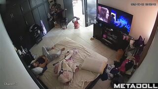See how this lady cums on her dirty fantasies (solo)
