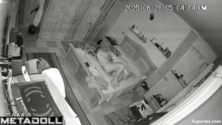 She moves on him very skillfully, look / night secret video