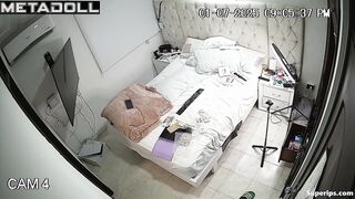 Webcam slut wants to work better than everyone else