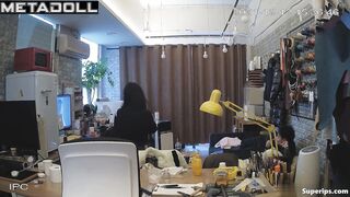 An Asian guy made a compilation of fuck videos with his girlfriend