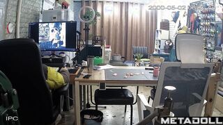 An Asian guy made a compilation of fuck videos with his girlfriend