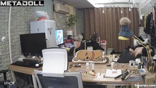 An Asian guy made a compilation of fuck videos with his girlfriend
