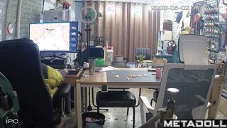 An Asian guy made a compilation of fuck videos with his girlfriend