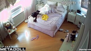 The girl student with a seductive body loves to dance at home only naked