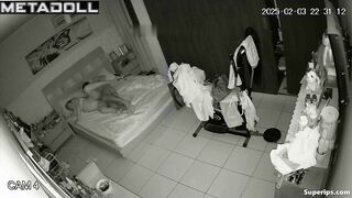 Husband licks hot pussy of bored wife with phone in hand