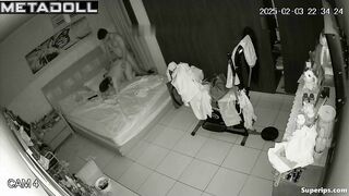 Husband licks hot pussy of bored wife with phone in hand