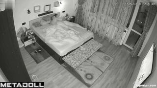 A temperamental hottie arranged a kissing massage for her husband