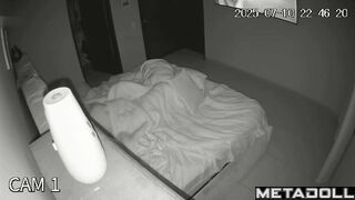 Curvy lady cumed in 69 positions - hidden bed video
