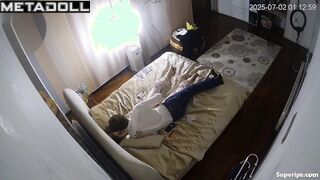 Teens enjoying each other without penetration (only cunni)