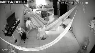 Hammock is the best place to play with partner's body, look (hidden video)