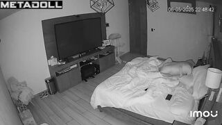 Couple believes that sex will save their hard relationship, home tapes