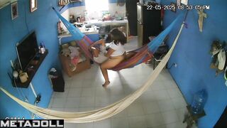 Hammock sex drives them crazy / someone is watching them