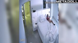 Milf having fun with a vibrator before her husband appearance