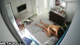 Chubby lady trying to make her man cum, bedroom video