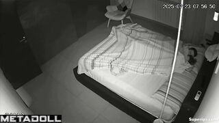 Boyfriend and girlfriend made it under the blanket after quarrel