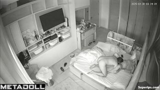 Chubby wife watching he making her cunnilingus, bedroom scenes