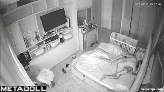 Chubby wife watching he making her cunnilingus, bedroom scenes