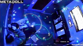Blowjob in the karaoke club - asian teens having fun