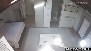 Her body is awesome, look now (home hidden camera)