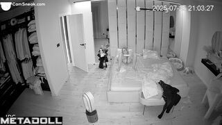 They kissing hotly on the second date in bed, look
