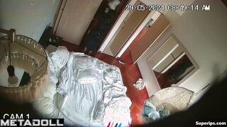 Look how she gets ready for work, home routine video