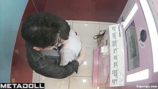 Leaked video from Japanese photo booth (they don't know you watching)