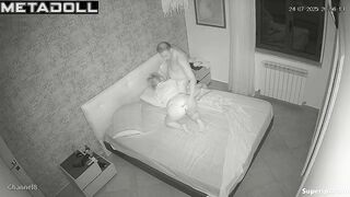 Husband plays with his wife's cunt while she plays with his cock