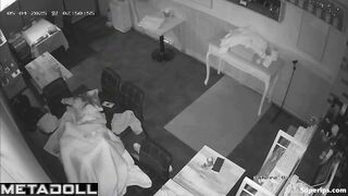 A temperamental guy brings his Asian girlfriend to orgasm with his fingers