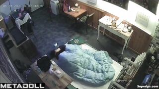 A temperamental guy brings his Asian girlfriend to orgasm with his fingers