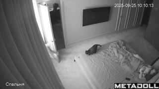The beauty kept her husband awake by putting her butt against his penis