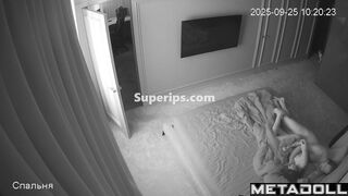 The beauty kept her husband awake by putting her butt against his penis