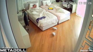 Bored schoolgirl secretly masturbates while watching porn